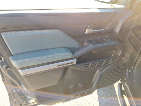 New 2026 Toyota Tacoma Trailhunter Hybrid image 9