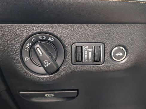 Used 2020 Dodge Challenger R/T RWD image 13