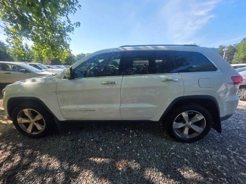 Used 2014 Jeep Grand Cherokee Limited w/ Trailer Tow Group IV AWD/4WD image 8