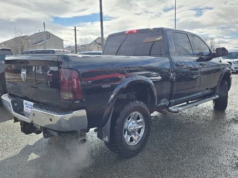 Used 2017 RAM 2500 Tradesman w/ Chrome Appearance Group AWD/4WD image 6