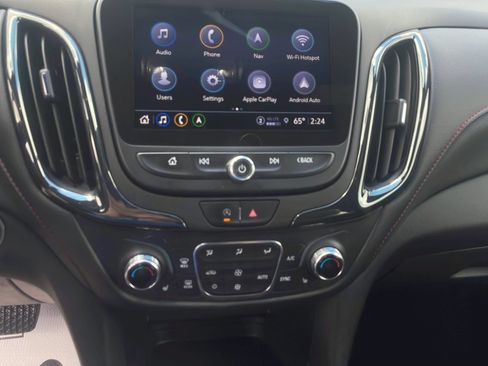 Used 2022 Chevrolet Equinox RS w/ RS Leather Package AWD/4WD image 23
