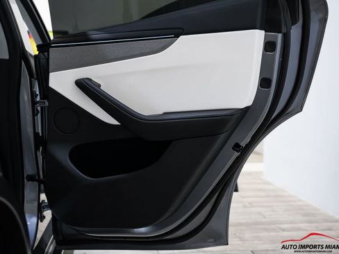 Used 2026 Tesla Model Y 2WD image 56