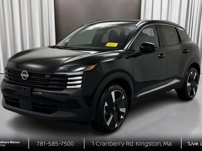 New 2025 Nissan Kicks SR w/ SR Premium Package