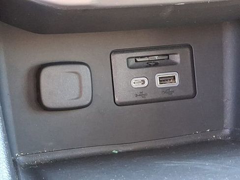 Used 2023 GMC Acadia AT4 w/ Technology Package image 29