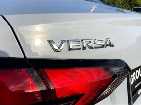 Used 2024 Nissan Versa SV w/ Trunk Package FWD image 30
