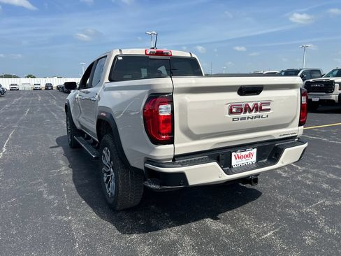New 2026 GMC Canyon Denali AWD/4WD image 10