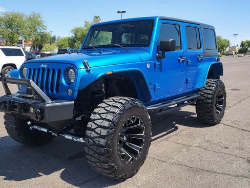 Used 2015 Jeep Wrangler Unlimited Sport w/ Quick Order Package 24S AWD/4WD image 4