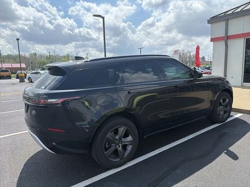 Used 2022 Land Rover Range Rover Velar R-Dynamic S image 15