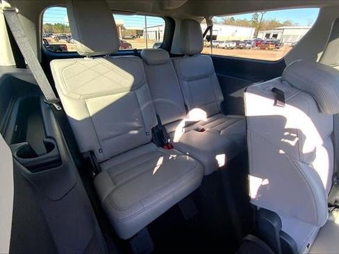 Certified 2025 Ford Expedition Max Active image 28