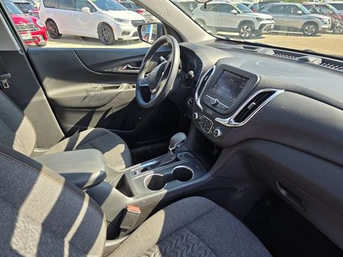 Used 2024 Chevrolet Equinox LT w/ LPO, Floor Liner Package AWD/4WD image 10