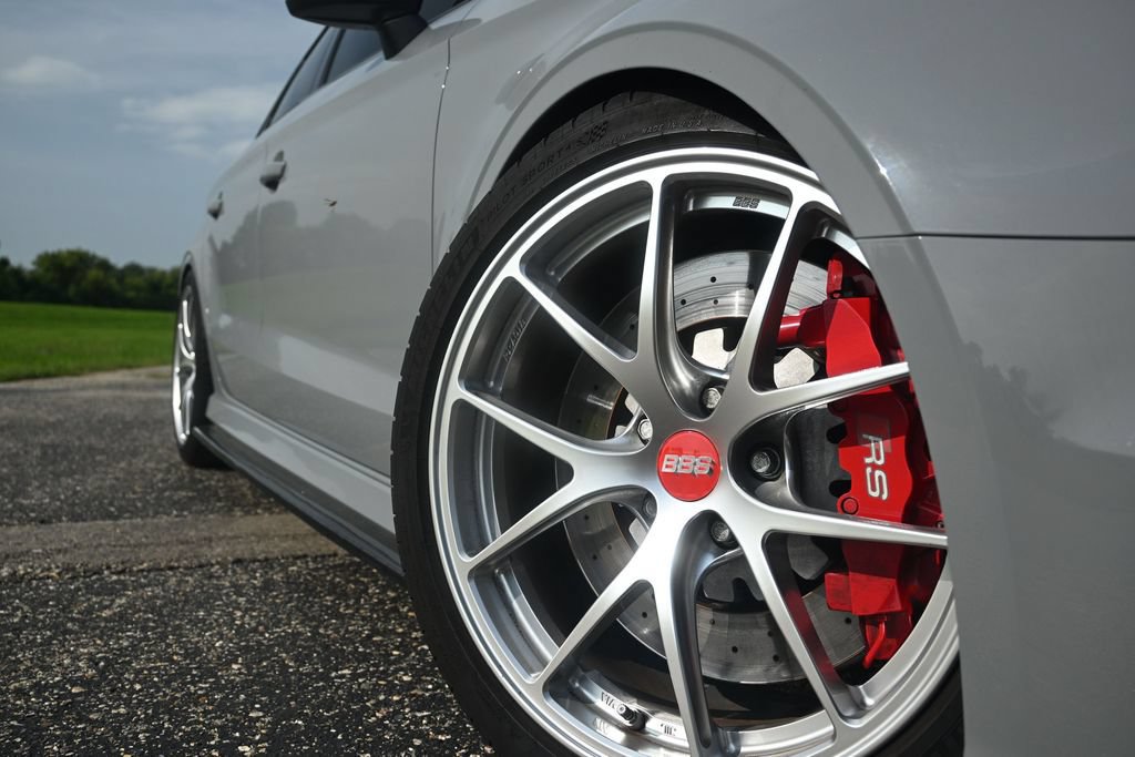 Used 2019 Audi RS 3 AWD/4WD image 3