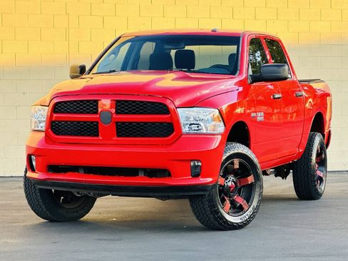 Used 2014 RAM 1500 Express AWD/4WD image 3