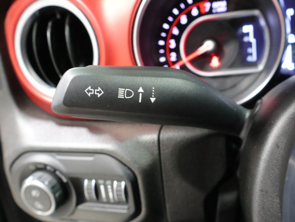Used 2022 Jeep Gladiator Rubicon w/ LED Lighting Group AWD/4WD image 33
