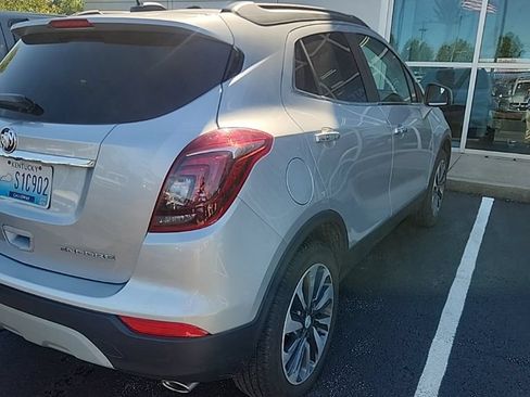 Used 2021 Buick Encore Preferred FWD image 4