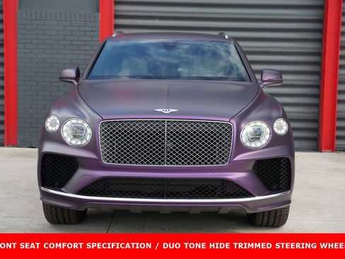 Used 2021 Bentley Bentayga V8 image 4