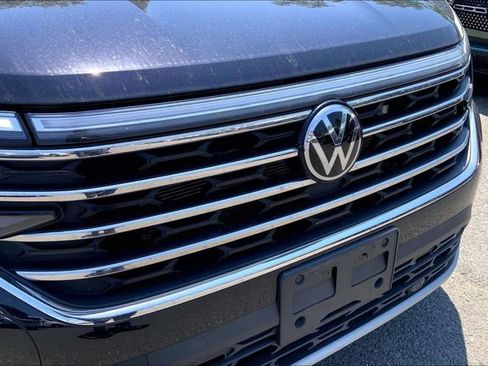 Used 2024 Volkswagen Atlas SE AWD/4WD image 6