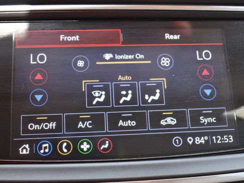 Used 2020 Buick Enclave Essence AWD/4WD image 38