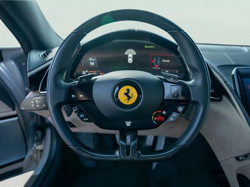 Used 2024 Ferrari Roma RWD image 32