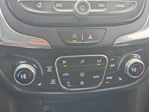 Certified 2023 Chevrolet Equinox Premier w/ LPO, Floor Liner Package image 24