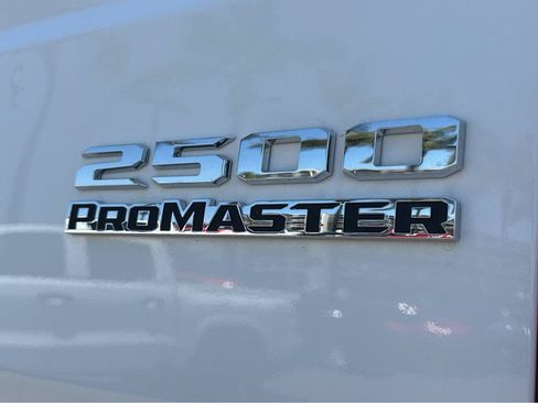 Used 2023 RAM ProMaster 2500 FWD image 39