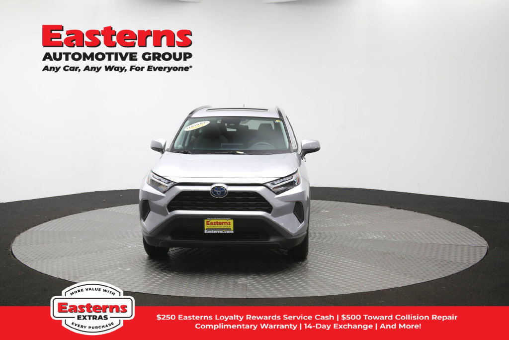 Used 2022 Toyota RAV4 XLE w/ Convenience Package AWD/4WD image 54