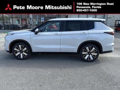 New 2025 Mitsubishi Outlander SE