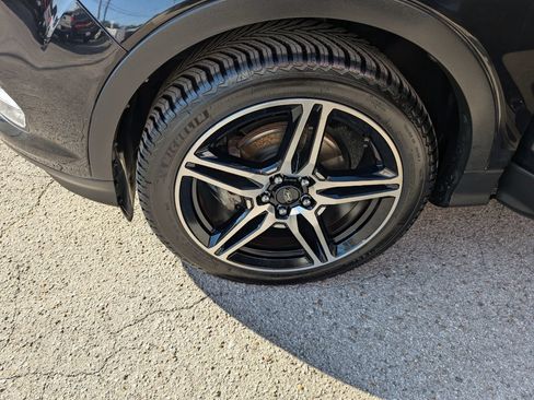 Used 2019 Ford Escape SEL FWD image 26