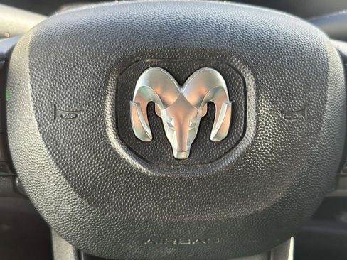 Used 2022 RAM ProMaster 2500 FWD image 12