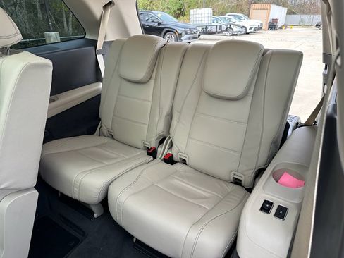 Used 2020 Mercedes-Benz GLS 580 4MATIC image 13