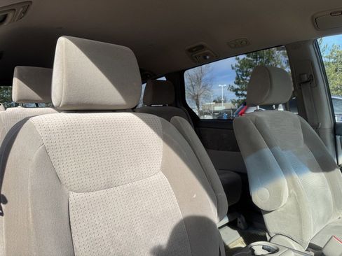 Used 2007 Toyota Sienna LE image 21