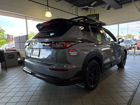 New 2025 Mitsubishi Outlander Trail Edition image 11