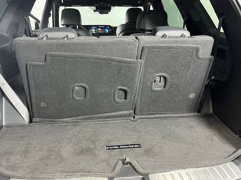 Used 2024 Hyundai Palisade Calligraphy image 36