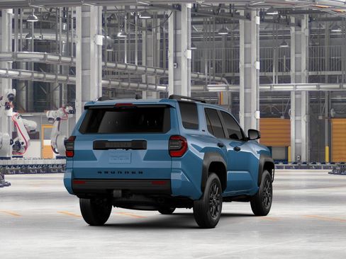 New 2026 Toyota 4Runner SR5 AWD/4WD image 11