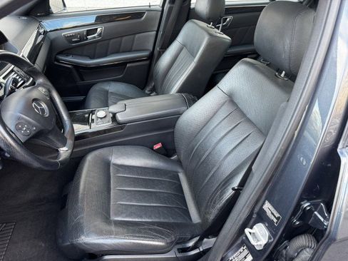 Used 2010 Mercedes-Benz E 550 Sport image 7