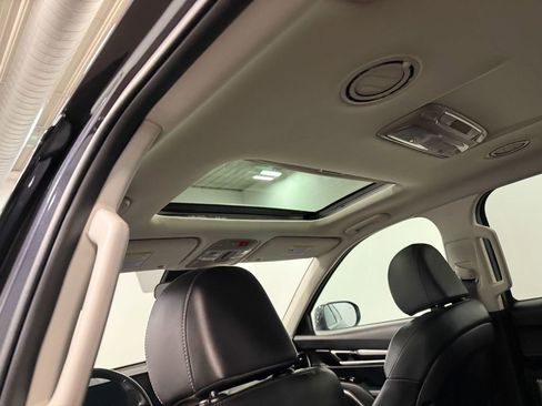 Used 2025 Kia Telluride S AWD/4WD image 11