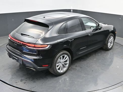 New 2025 Porsche Macan image 43