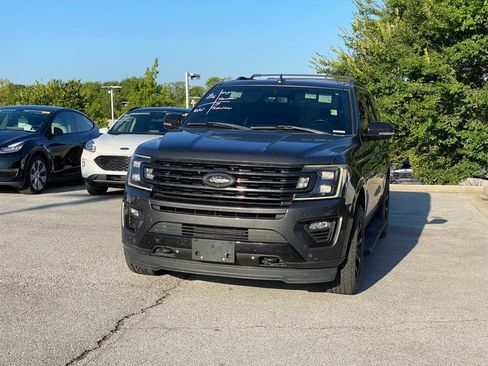 Used 2019 Ford Expedition Limited w/ Equipment Group 303A AWD/4WD image 3