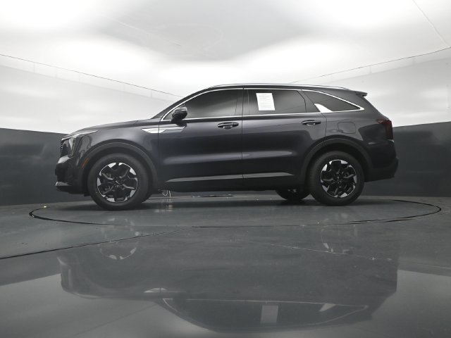 Used 2025 Kia Sorento S w/ Panoramic Sunroof Package FWD image 34