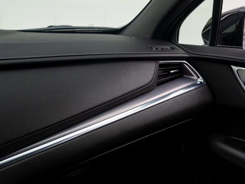 Certified 2023 Cadillac XT5 Luxury image 26