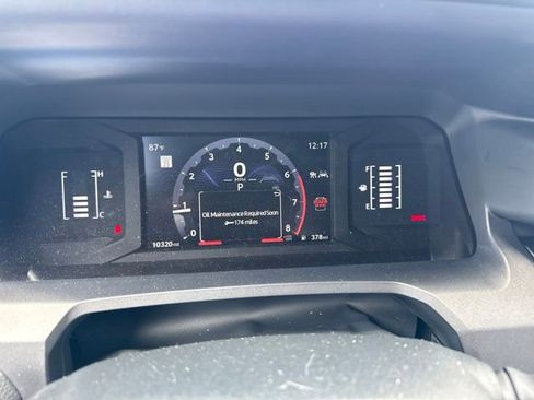 Used 2025 Toyota 4Runner SR5 AWD/4WD image 15