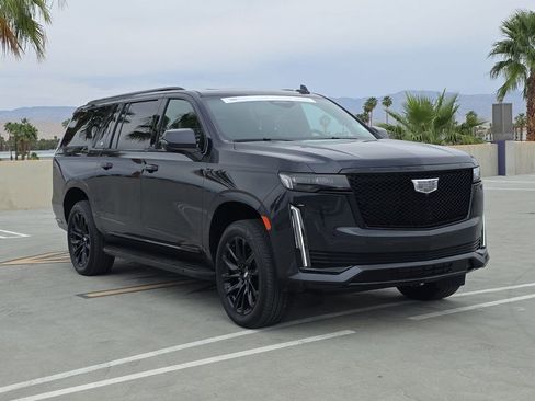 Used 2024 Cadillac Escalade ESV Sport Platinum w/ LPO, ONYX Package image 2