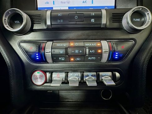 Used 2020 Ford Mustang Premium image 23