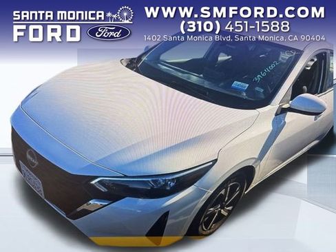 Used 2024 Nissan Sentra SV image 1