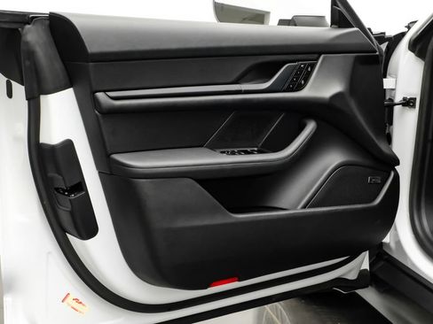 Used 2023 Porsche Taycan RWD image 38