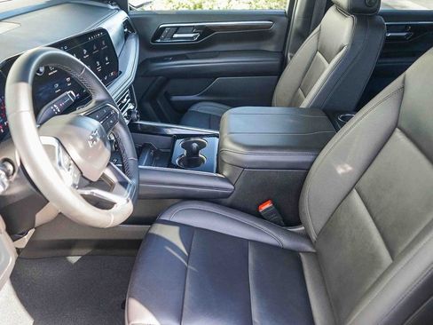 Used 2025 Chevrolet Tahoe Z71 image 18