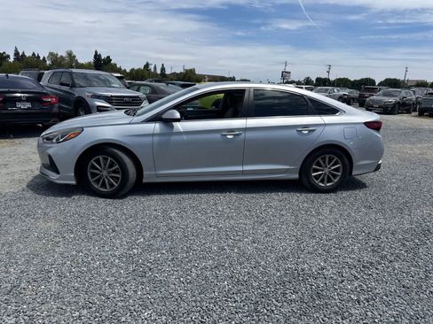 Used 2018 Hyundai Sonata SE FWD image 6