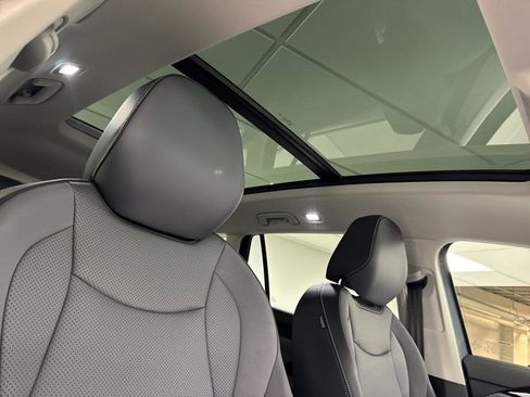 New 2026 Volkswagen Tiguan SE AWD/4WD image 16