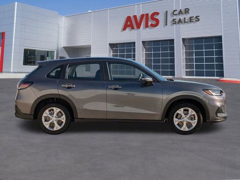 Used 2025 Honda HR-V LX image 5
