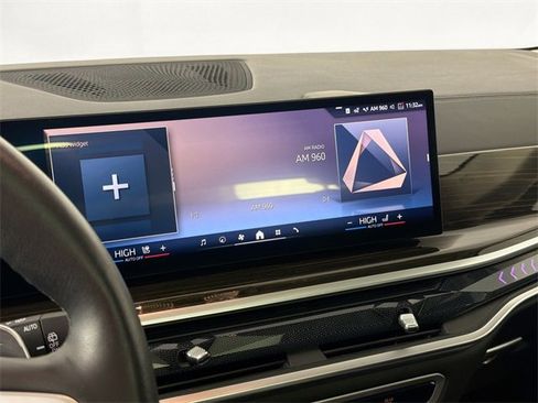 Used 2024 BMW X7 xDrive40i image 14