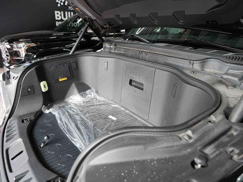 Used 2023 Ford F150 Lightning XLT image 31